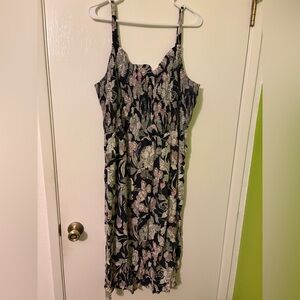 Old Navy Smocked Top Blue and Pink Floral Sundress (has pockets)